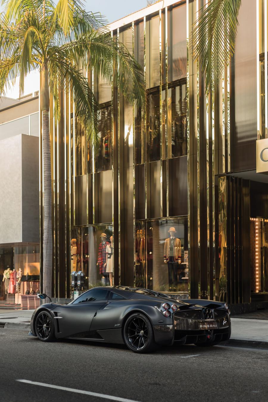  Pagani Huayra Pacchetto Tempesta 2016 года  (NA) (фото 28 из 40)